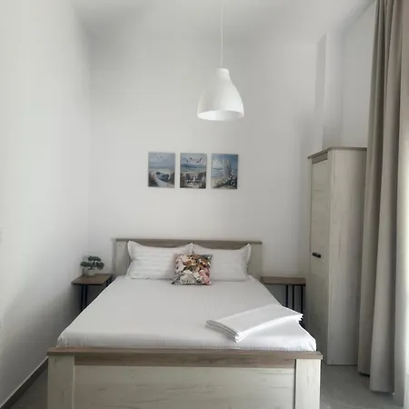 Апартаменты Asprolux Студио с градина 3 Аспровальта