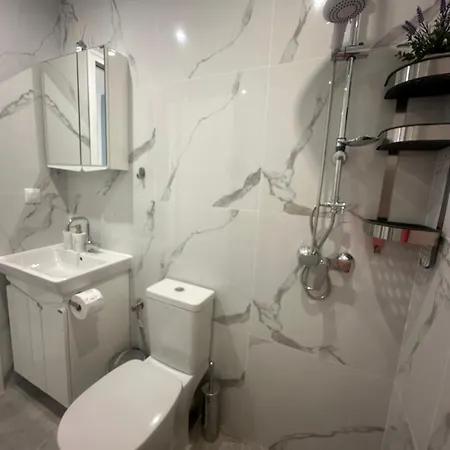 Апартаменты Asprolux Студио с градина 3 *